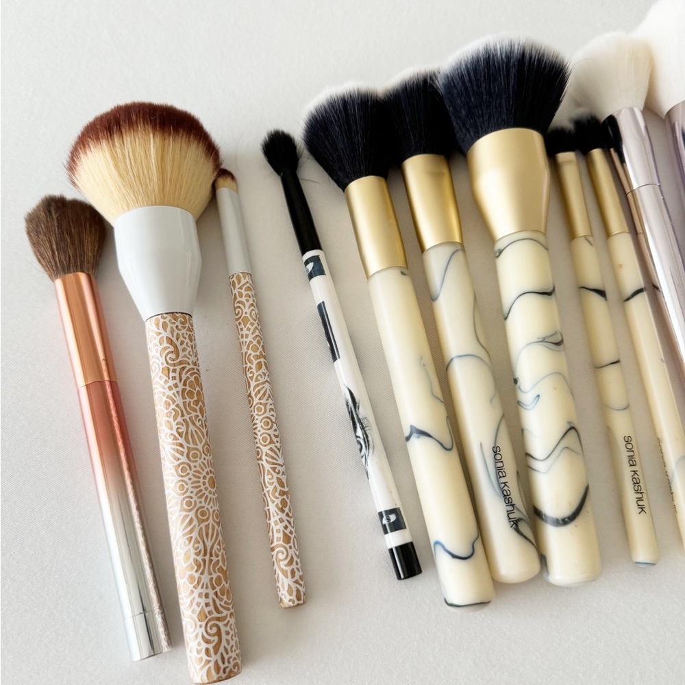 Makeup Brush Bundle/Lot - Picture 2 of 4